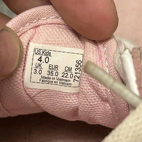 Girls Vans Shoes size 4 - Picture 5 of 5